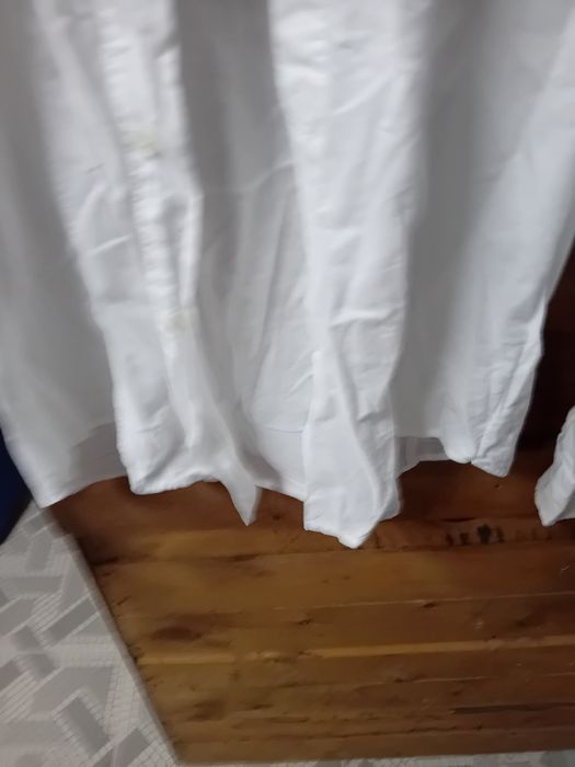 Camisa branca, usada 2 vezes