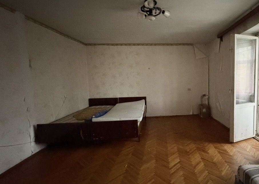 Оренда 2/4/5 Набережна площа 60 м.кв