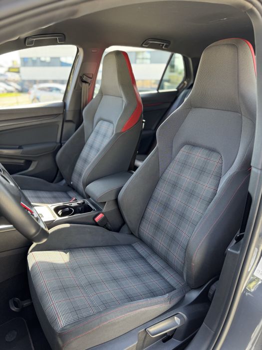 Volkswagen Golf 8 GTI 2.0