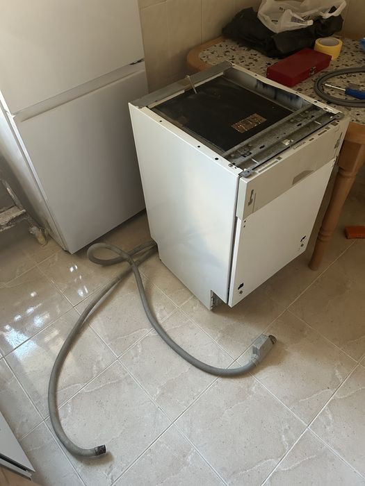 Продам посудомийку Ariston