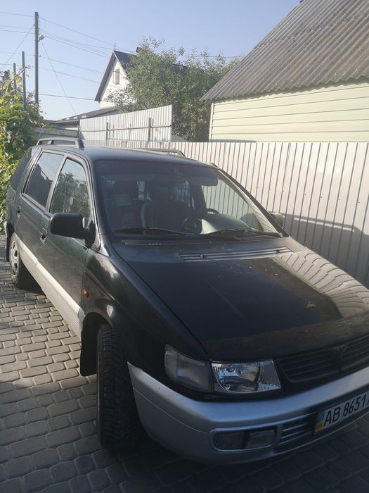 Мітцубісі спейсвагон