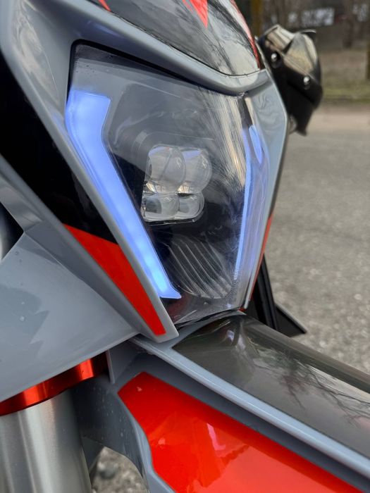 Продам кові лайт 300 р