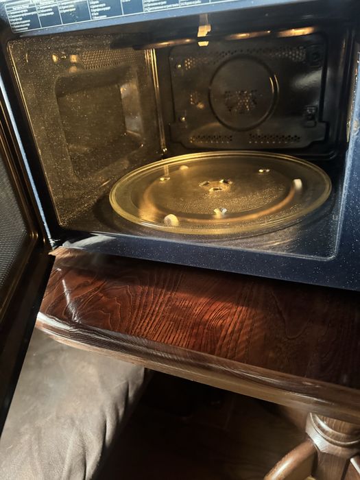 Мікроволнова піч Samsung MC 2845135СК