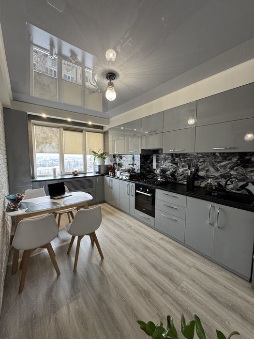 2 х комн квартира на Парковой ,АОГВ ,Газ.Новый дом