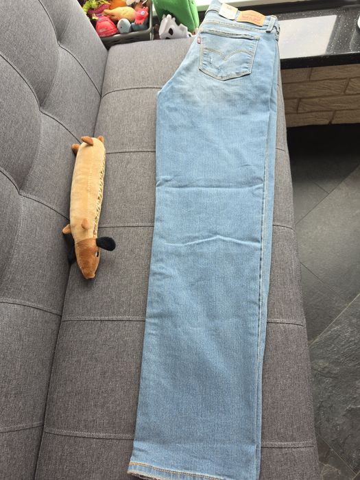 Джинси Levi's, 28р
