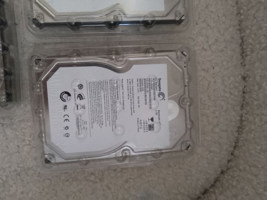 Samsung HDD 1tb Seagate HDD 2tb