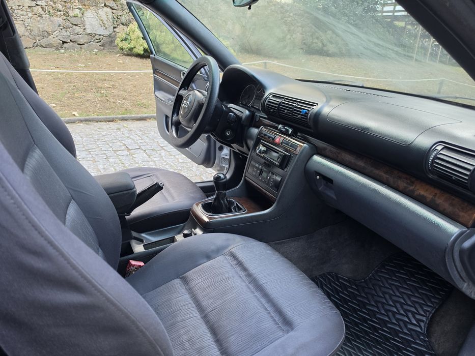 Audi A4 1.9 Tdi 110Cv Ano 99/06