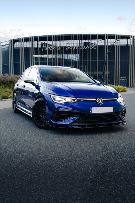 Wynajem Volkswagen Golf 8R wypożyczalnia samochodów