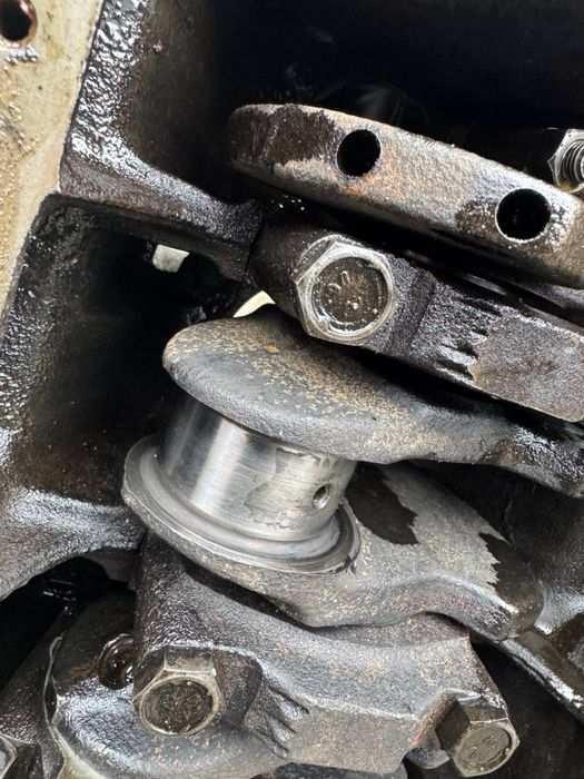 Блок двигуна Ваз 2108 1,3 карб колінвал не стукає взборі