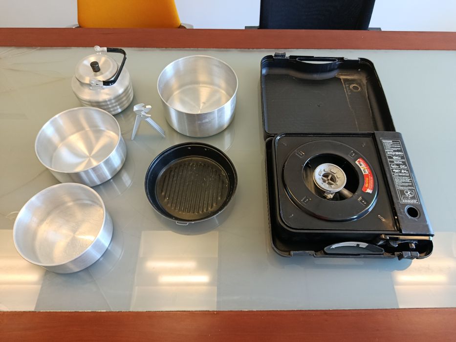 Fogão Portátil com Conjunto de Panelas | Portable Camping Stove with Cookware Set