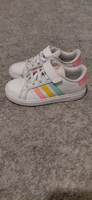 Adidas menina nr 33