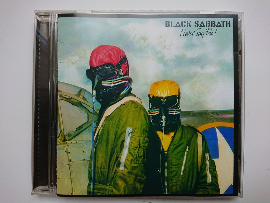 Семь CD Black Sabbath