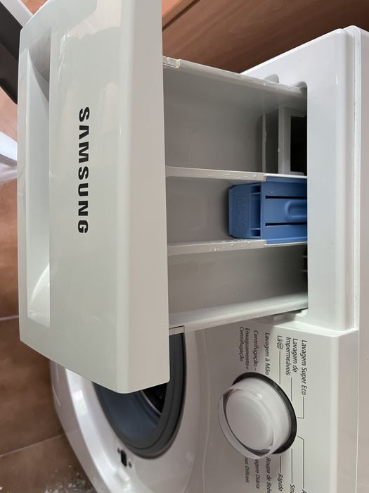 Máquina de lavar roupa Samsung EcoBubble