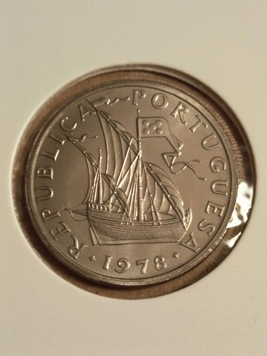 Moedas de 5 escudos Cupro-Níquel