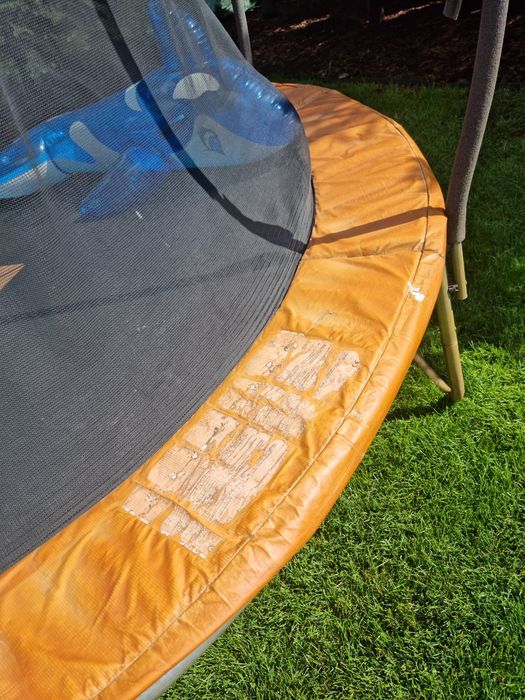 Trampolina ogrodowa dla dzieci