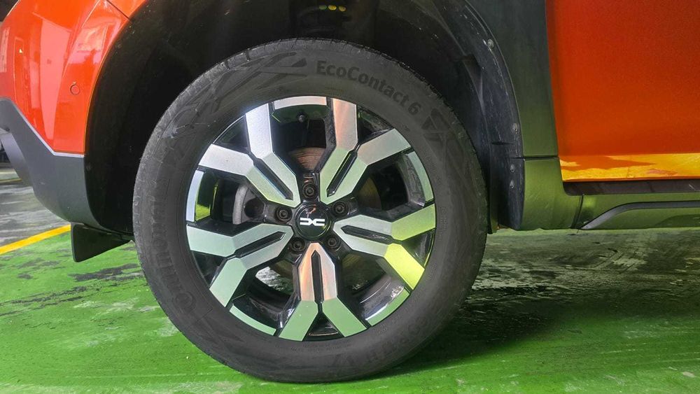 Dacia Duster 1.0 TCe Bi-Fuel  -  Salvado