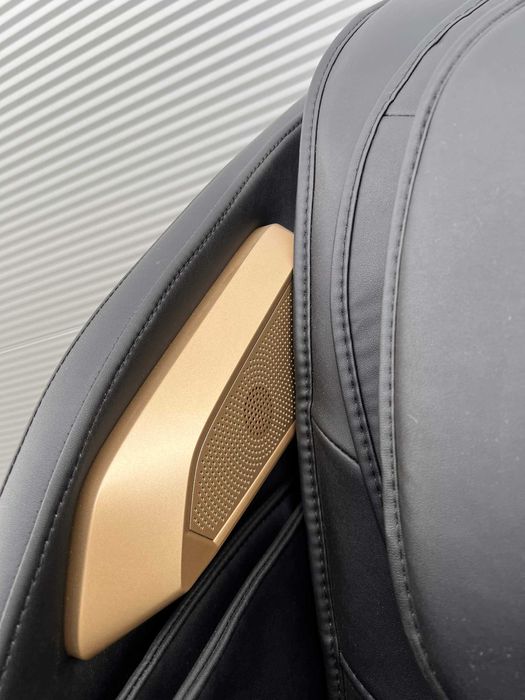 Fotel masujacy ROTAI regulowany, bluetooth, SHIATSU, podgrzewanie całego ciała, 3D masażer