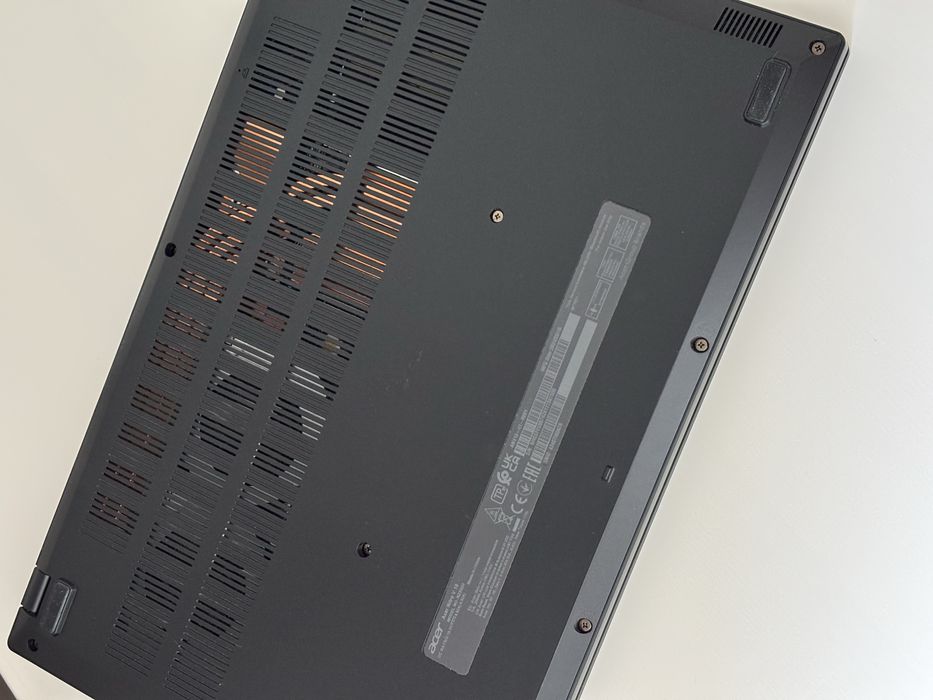 Ноутбук Aser Nitro V15 geforce rtx 4060