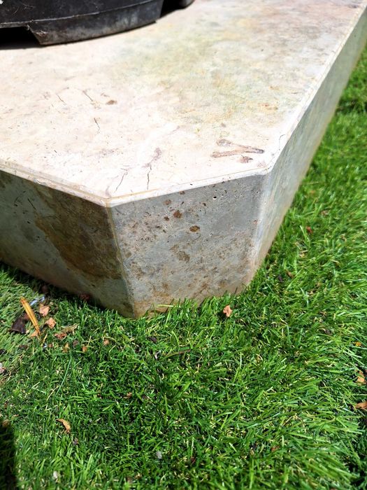 Bancada em pedra para  lavatório