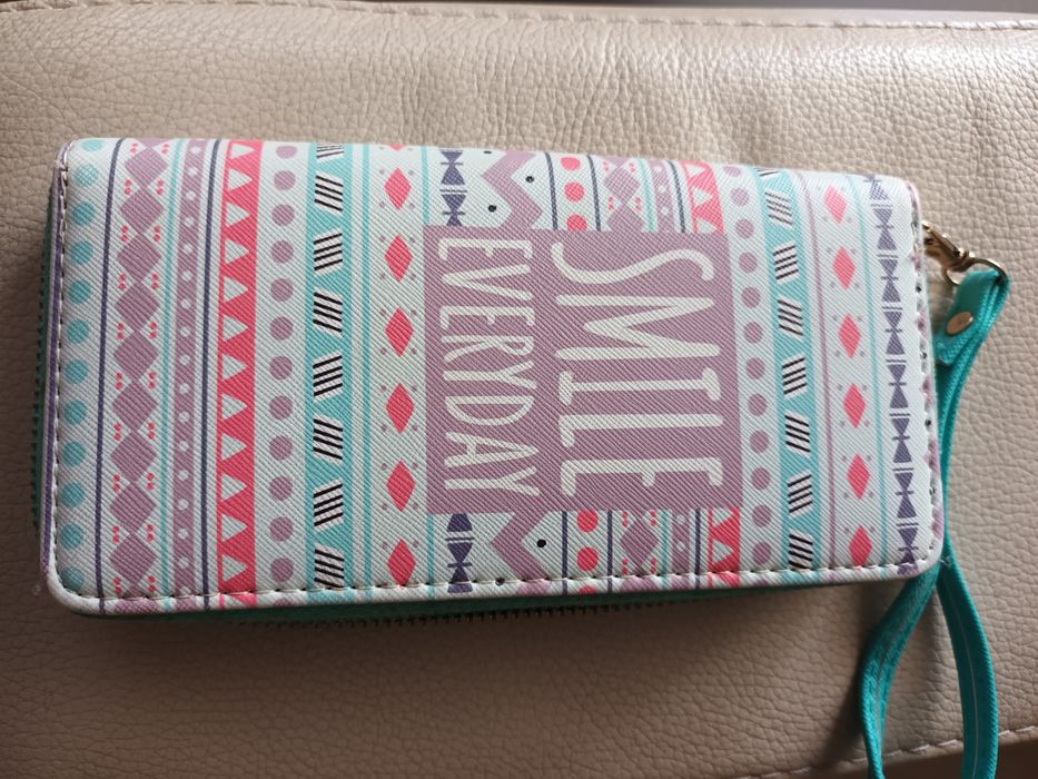 Carteira nova a estrear