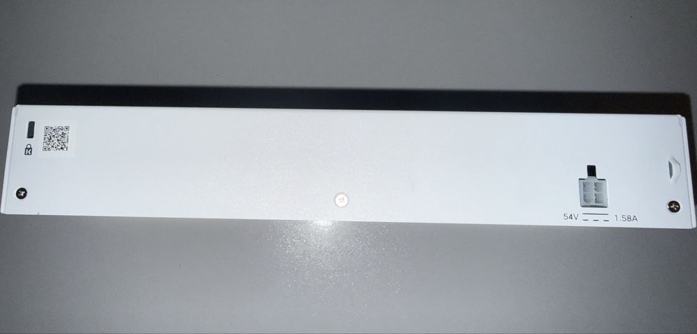 Switch Cisco CBS-250-8P-2G uszkodzony