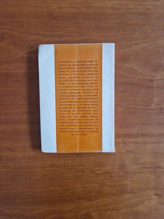 Livro didático "A Fonética", de Bertim Malmberg