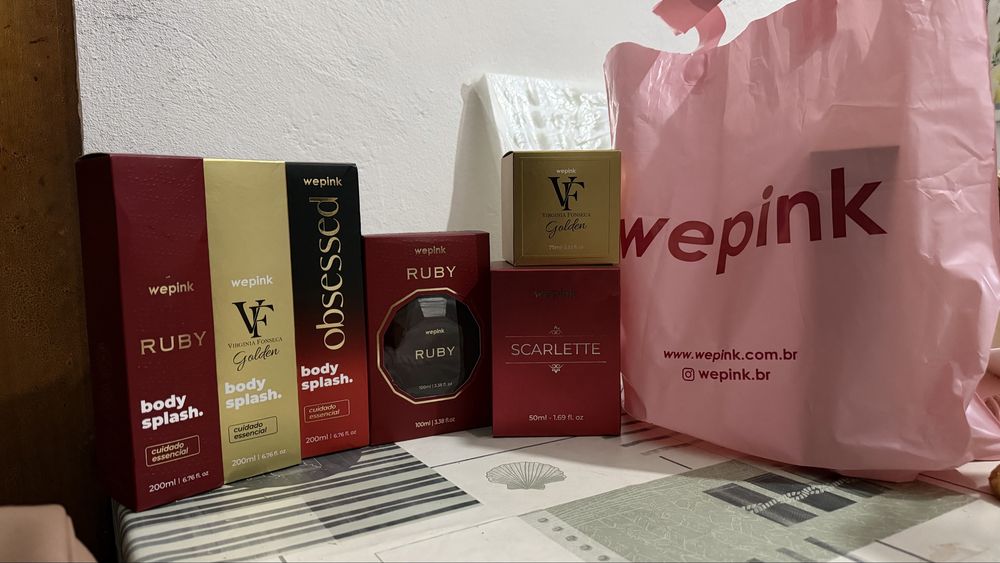 Wepink  perfumes e body splash