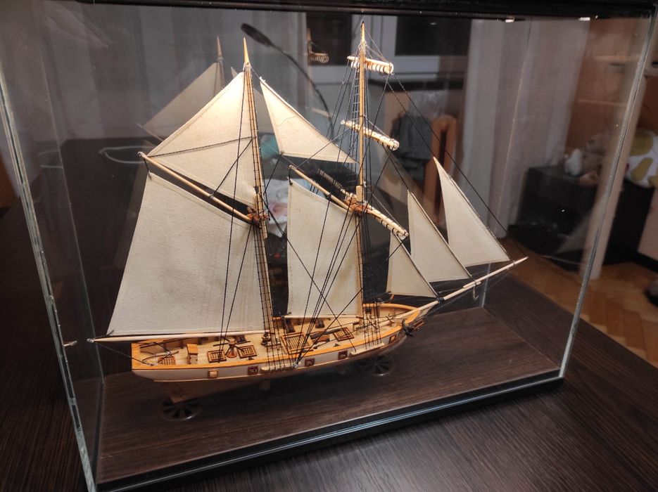Модель парусника