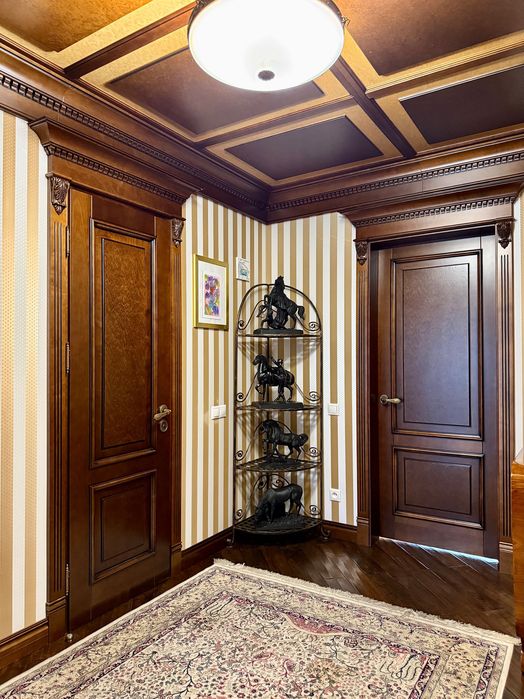 Продаж квартири. Розкіш на Дніпрі: Riviera Riverside 118м² Ексклюзивний ремонт, італійські меблі, тиха секція. Дніпровський район. Без %!