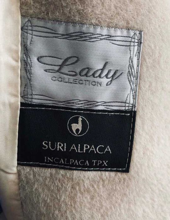 Płaszcz Lady 74% apaca suri 26% wełna lama ciepły beż kaptur lis 48 50