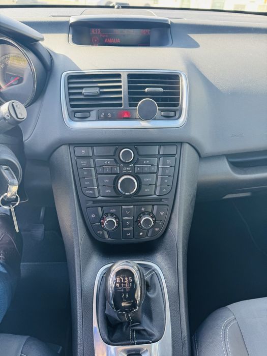 Vendo Opel Meriva 1.3 CDTI em bom estado