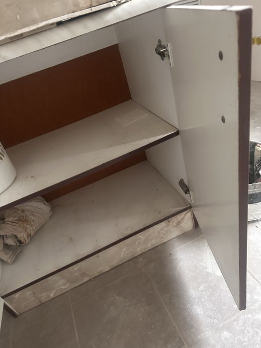 Кухонні меблі з мийкою. Самовивіз