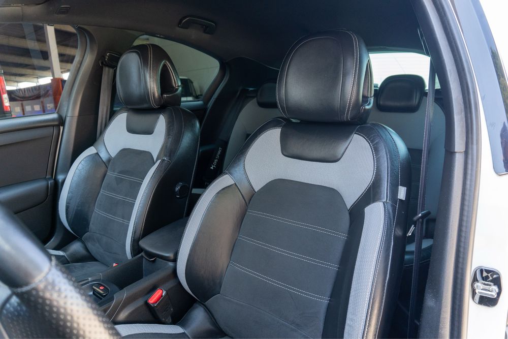DS 4 Crossback 1.6 BlueHDi So Chic (desde 145€/mês financiamento)