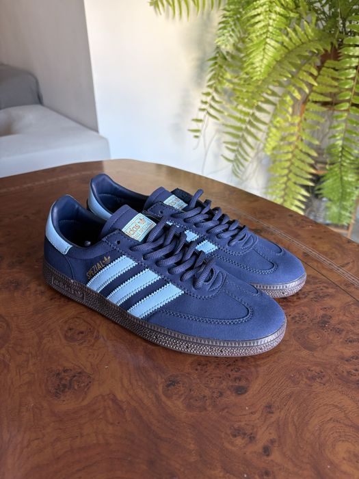 Ténis Adidas Spzeial