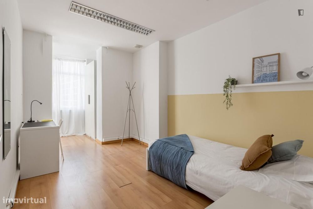Quarto - localizado em Picoas Lisbon