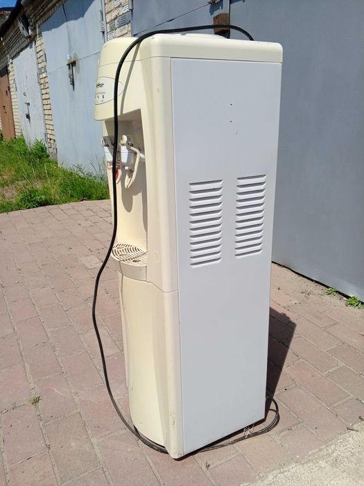 Кулер для води HotFrost V208 підлоговий