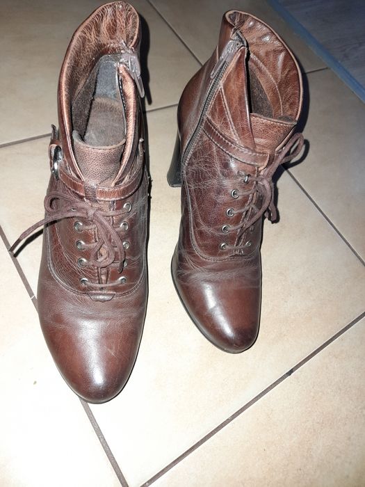 Buty jesienno zimowe skóra naturalna 37 /38