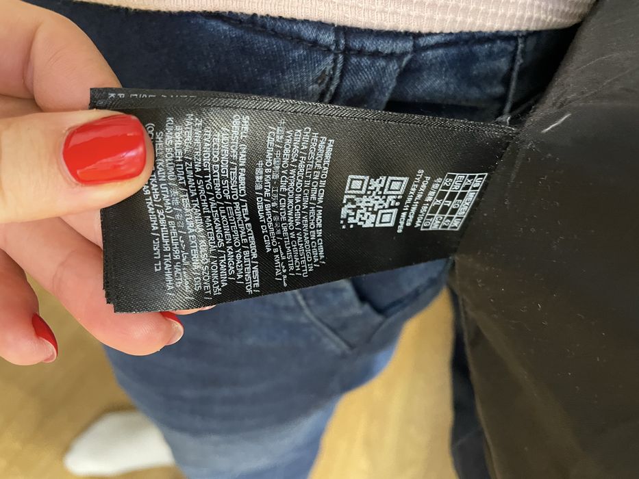 Kurtka meska zimowa Guess