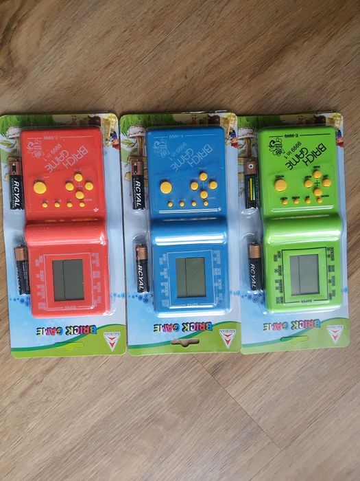 Gra zabawka 3sztuki konsola retro prezent