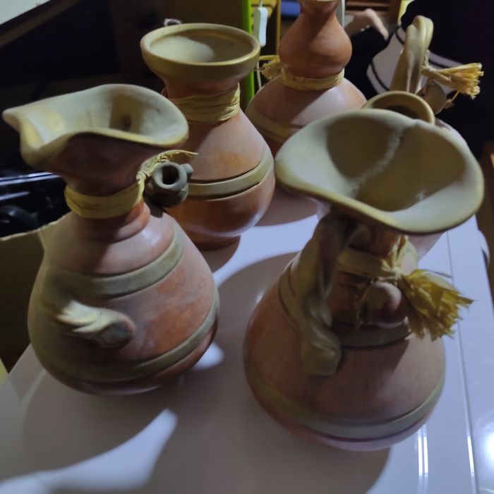 Várias peças típicas alentejanas