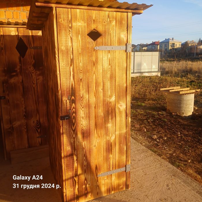 Туалет  на дачу на будмайданчик та ін.