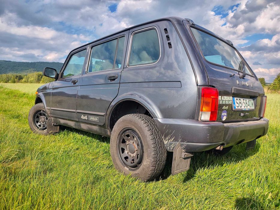 Łada niva 4x4 Urban 5D