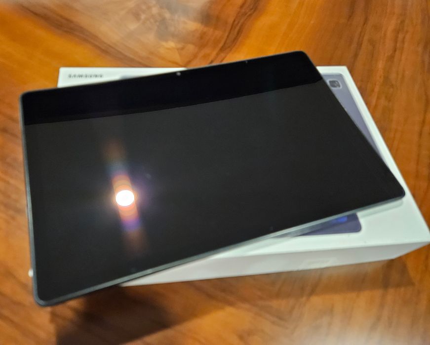 Galaxy Tab A7 plus impecável