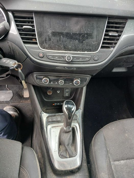 Opel Crossland 1,2 benzyna, 32 tyś/km