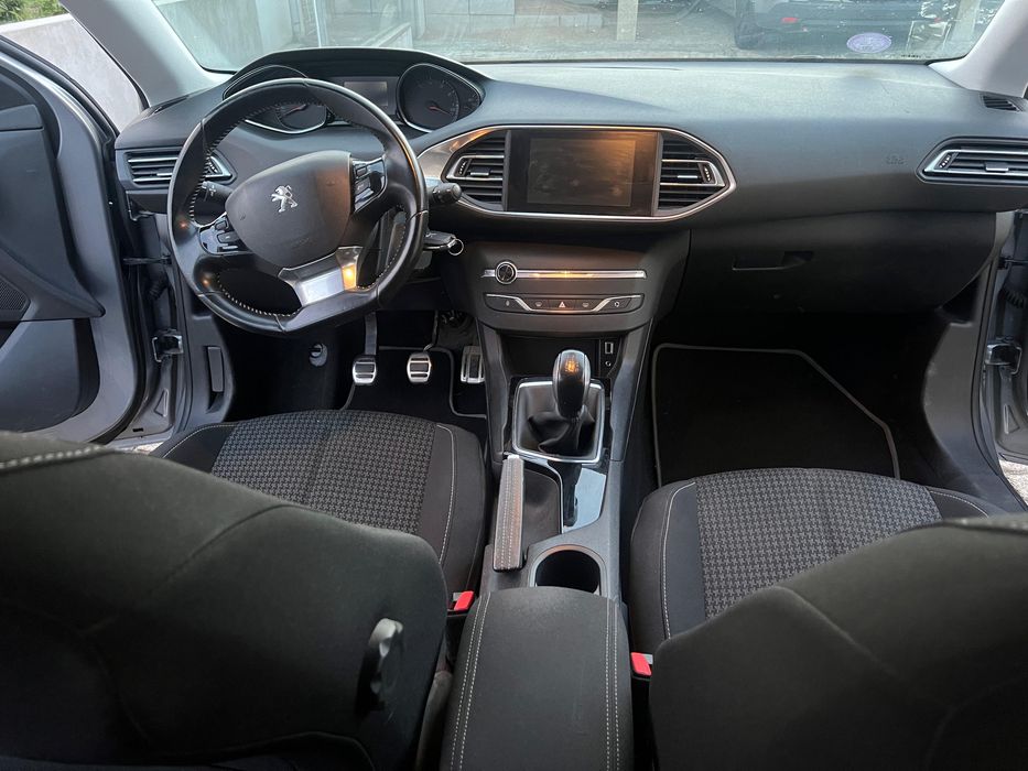Peugeot 308 sw1.2