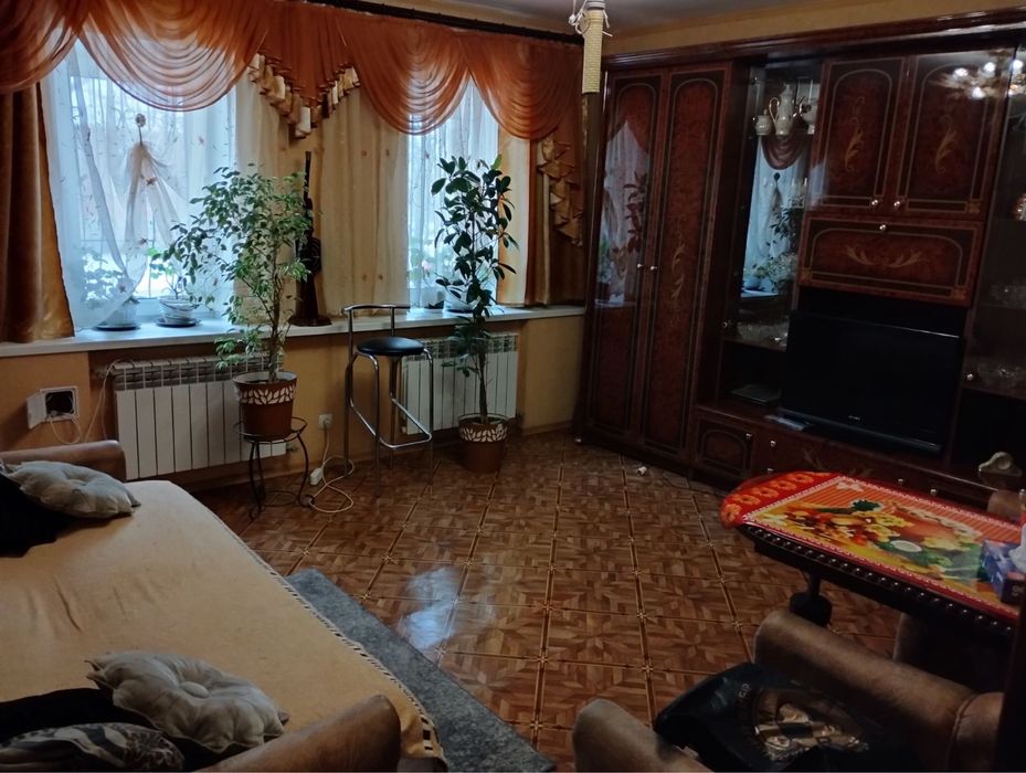 Здам будинок військовим першочергово