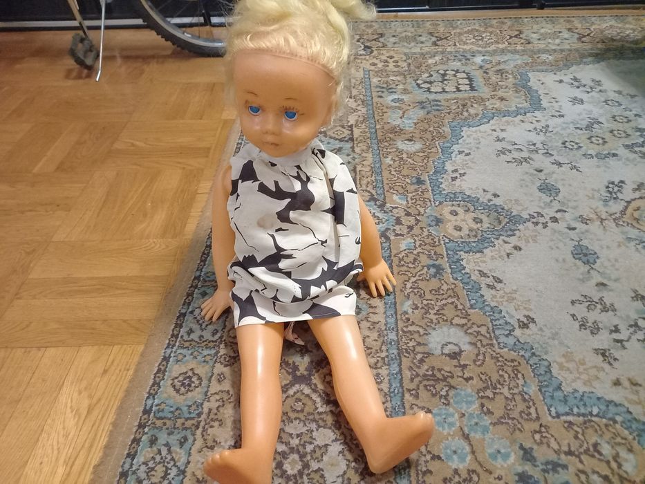 Игрушка большая кукла