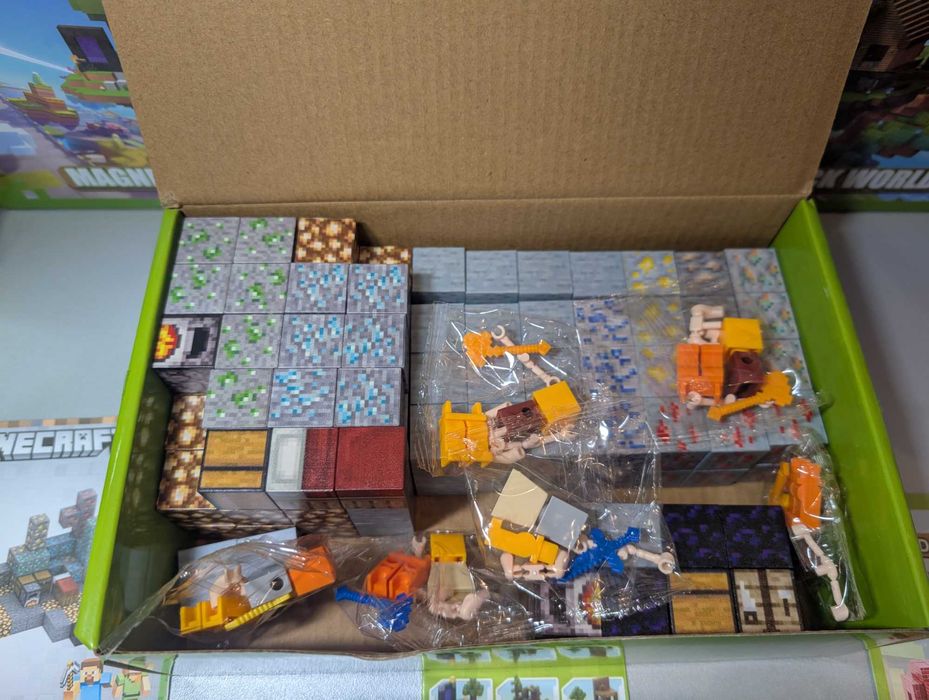 Магнітний Конструктор Minecraft 128шт + 8 Фігурок Майнкрафт Кристали