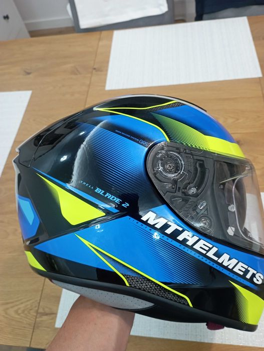 Kask motocyklowy MT Helmets Blade2 rozm. M