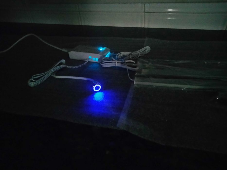 LED Gutters with Brightness Adjustment429129427112448003